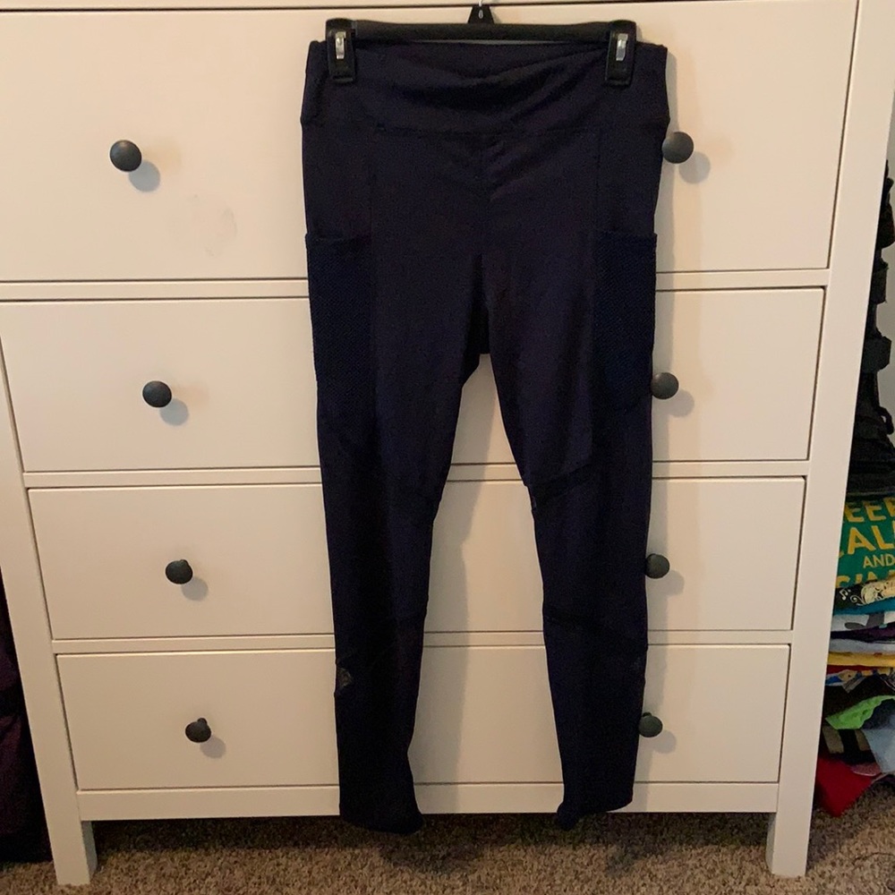 Navy leggings